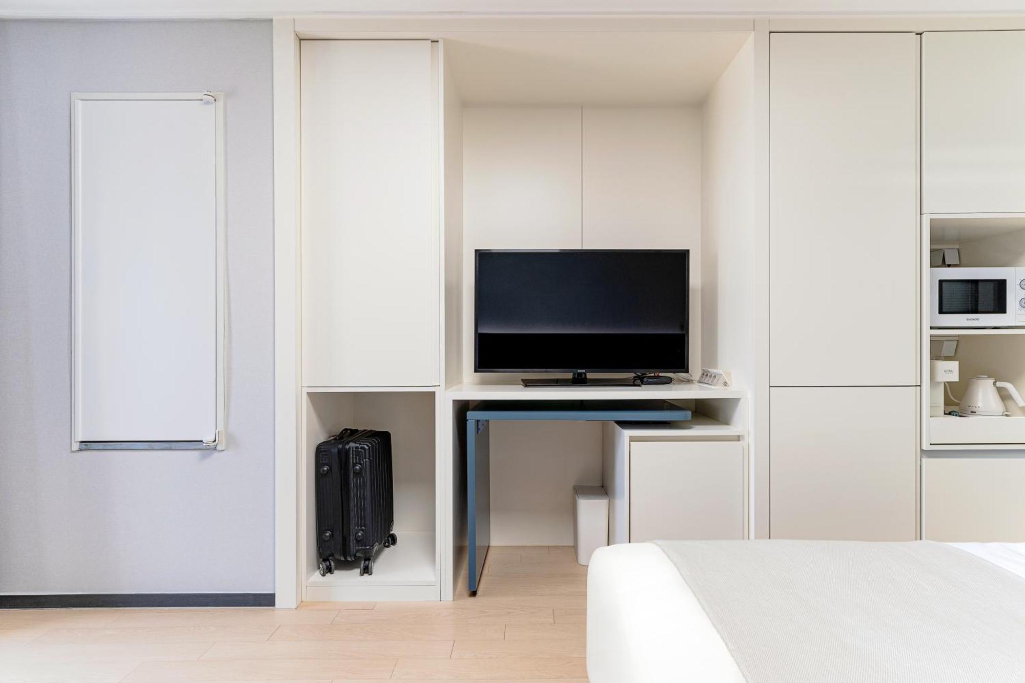 Urbanstay Sokcho Beach Ab Екстериор снимка