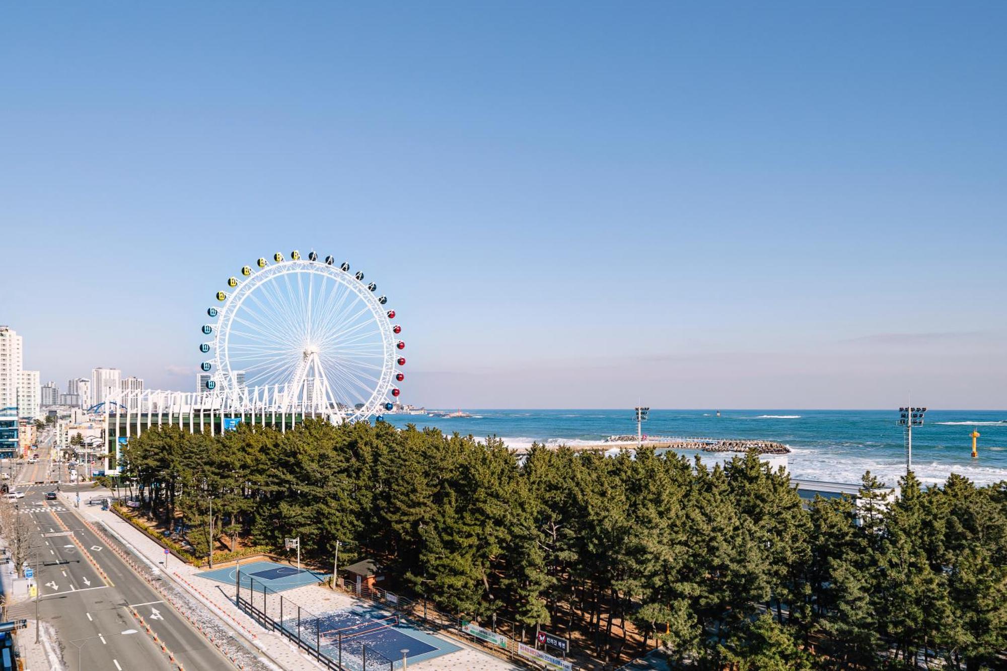 Urbanstay Sokcho Beach Ab Екстериор снимка