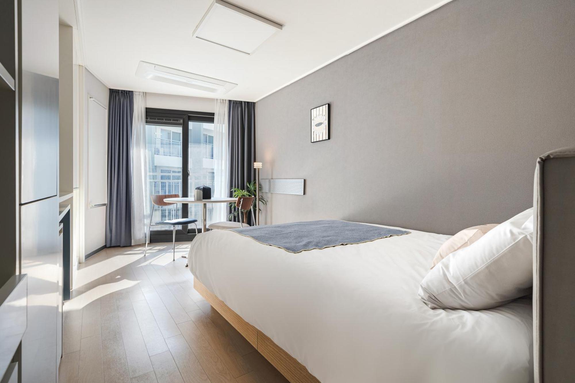 Urbanstay Sokcho Beach Ab Екстериор снимка