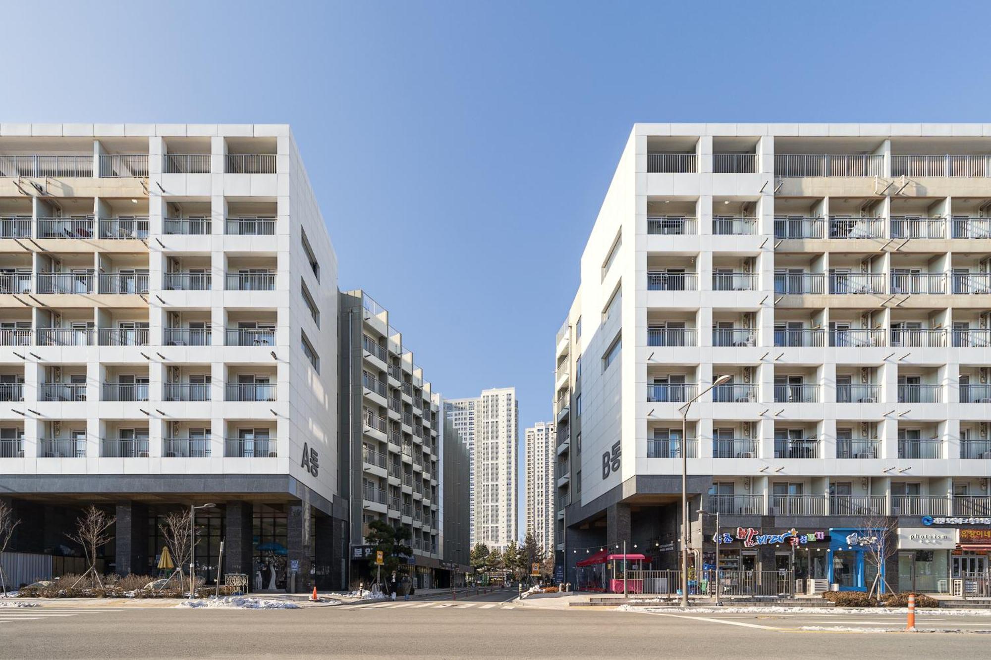 Urbanstay Sokcho Beach Ab Екстериор снимка