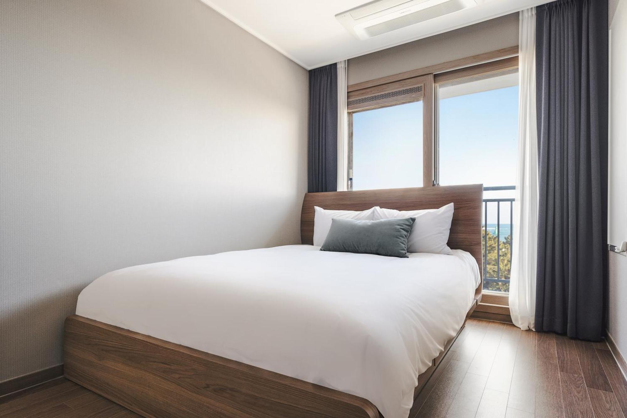 Urbanstay Sokcho Beach Ab Екстериор снимка